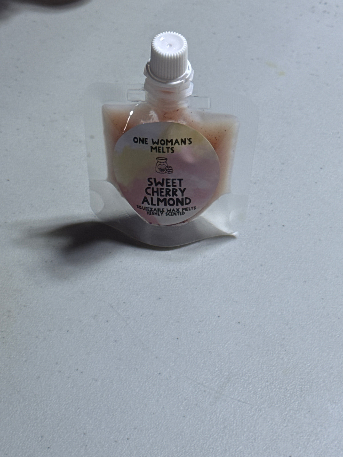 1 oz. sample size squish wax